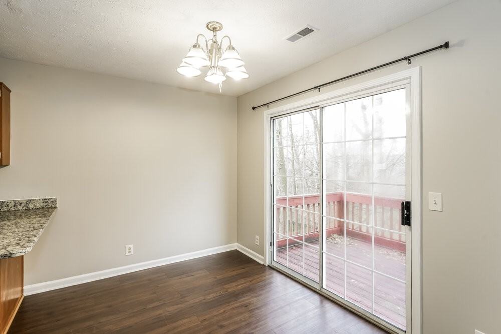 3544 Glenfalls Dr - Photo 6 of 17