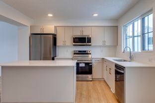 525 Secord Blvd - Photo 1 of 1