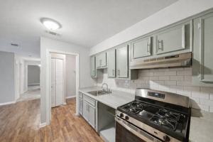 featured image of 1055 Lancashire Cir