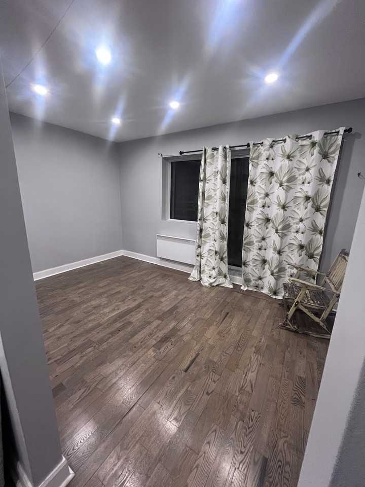 3355 Boulevard Rosemont #14 - Photo 7 of 17