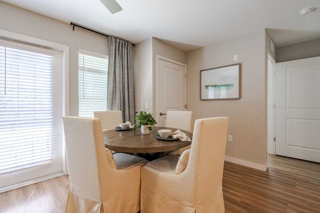 Dream Winter Haven - Photo 4 of 20