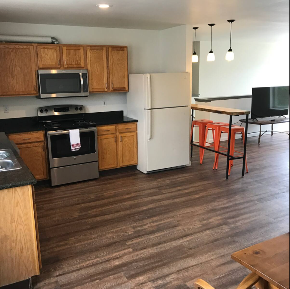 1019 N. Weber Street - Photo 4 of 14