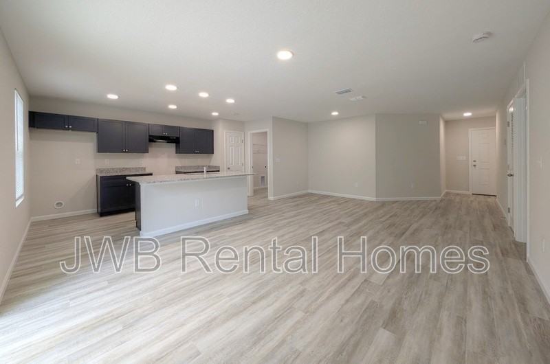 5447 Wabash Blvd - Photo 5 of 17