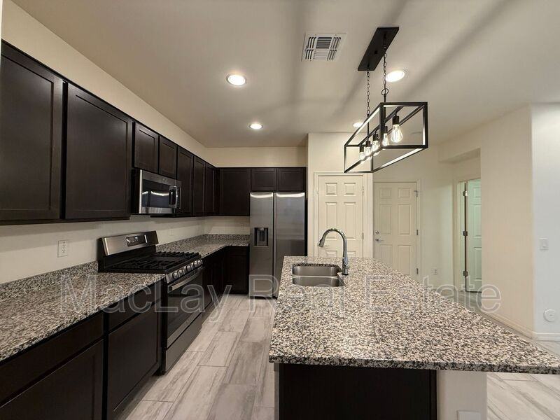 1708 S 83rd Way - Photo 2 of 25