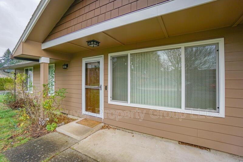 403 Ne 123rd Ave - Photo 2 of 27