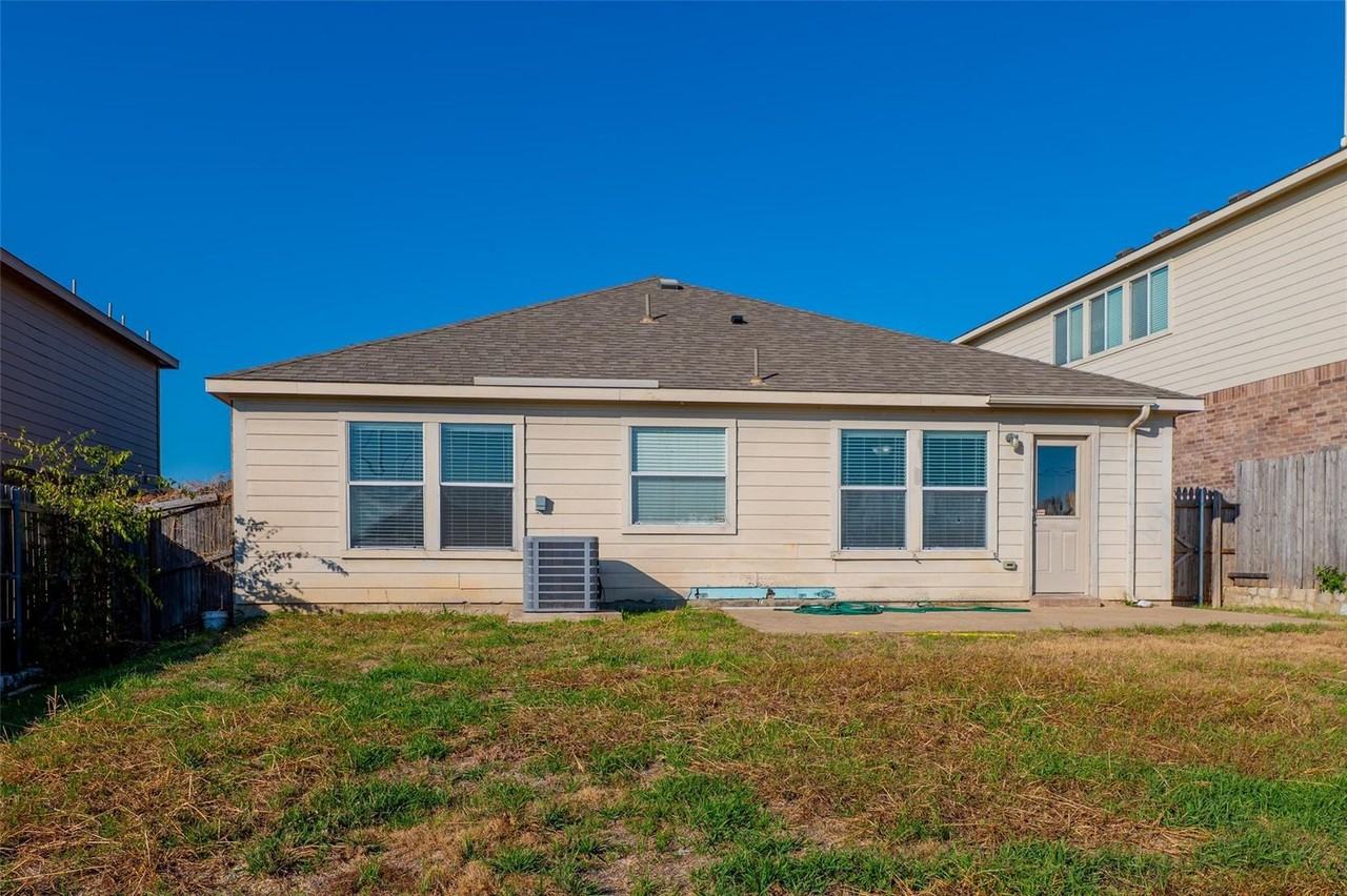 1837 Walnut Way - Photo 6 of 14