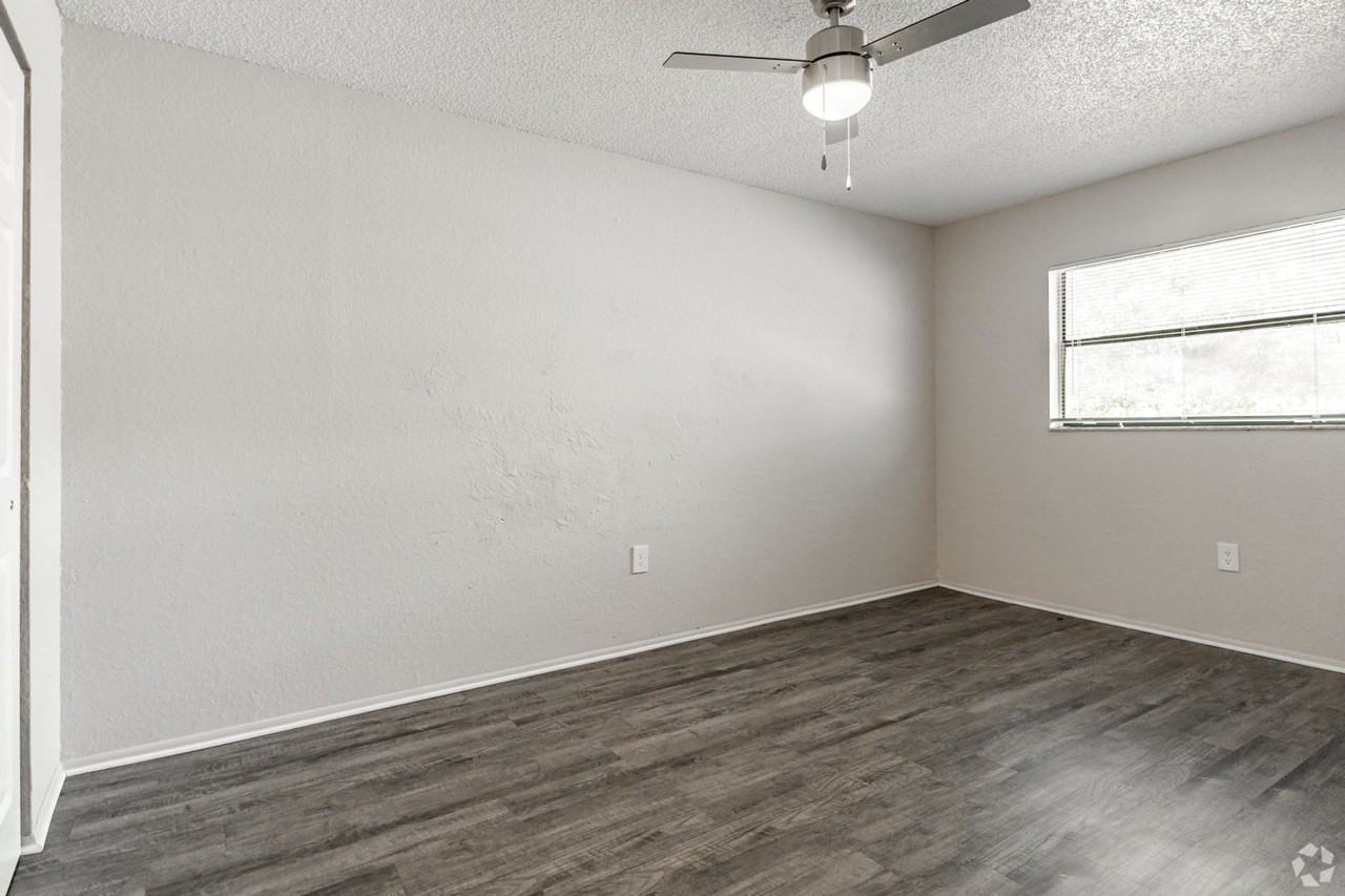 Raven at Park Place - Photo 3 of 40