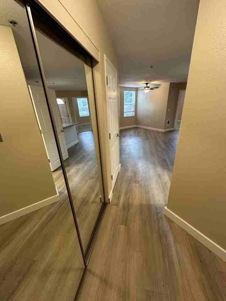 121 Nw 21st St #11 - Photo 3 of 12