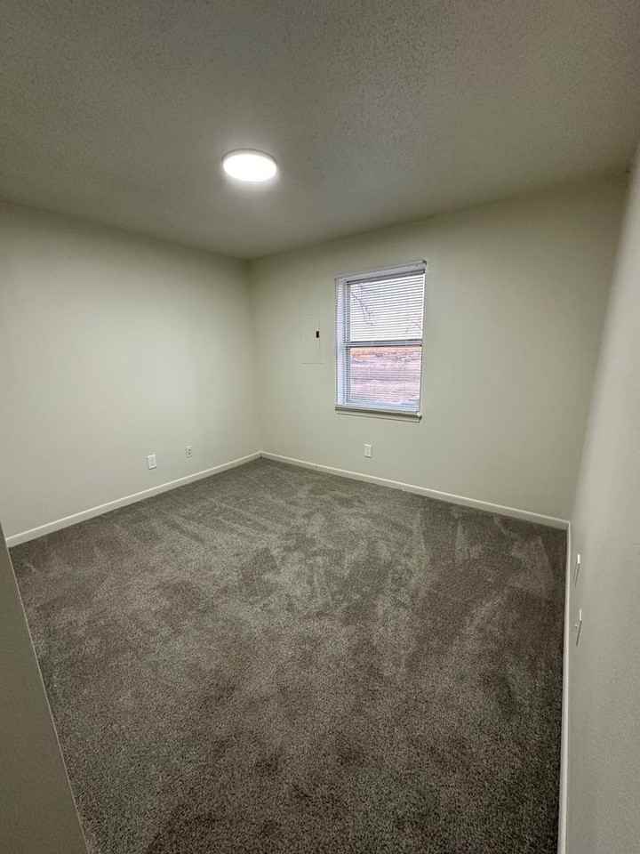 The Flats 602 - Photo 5 of 14