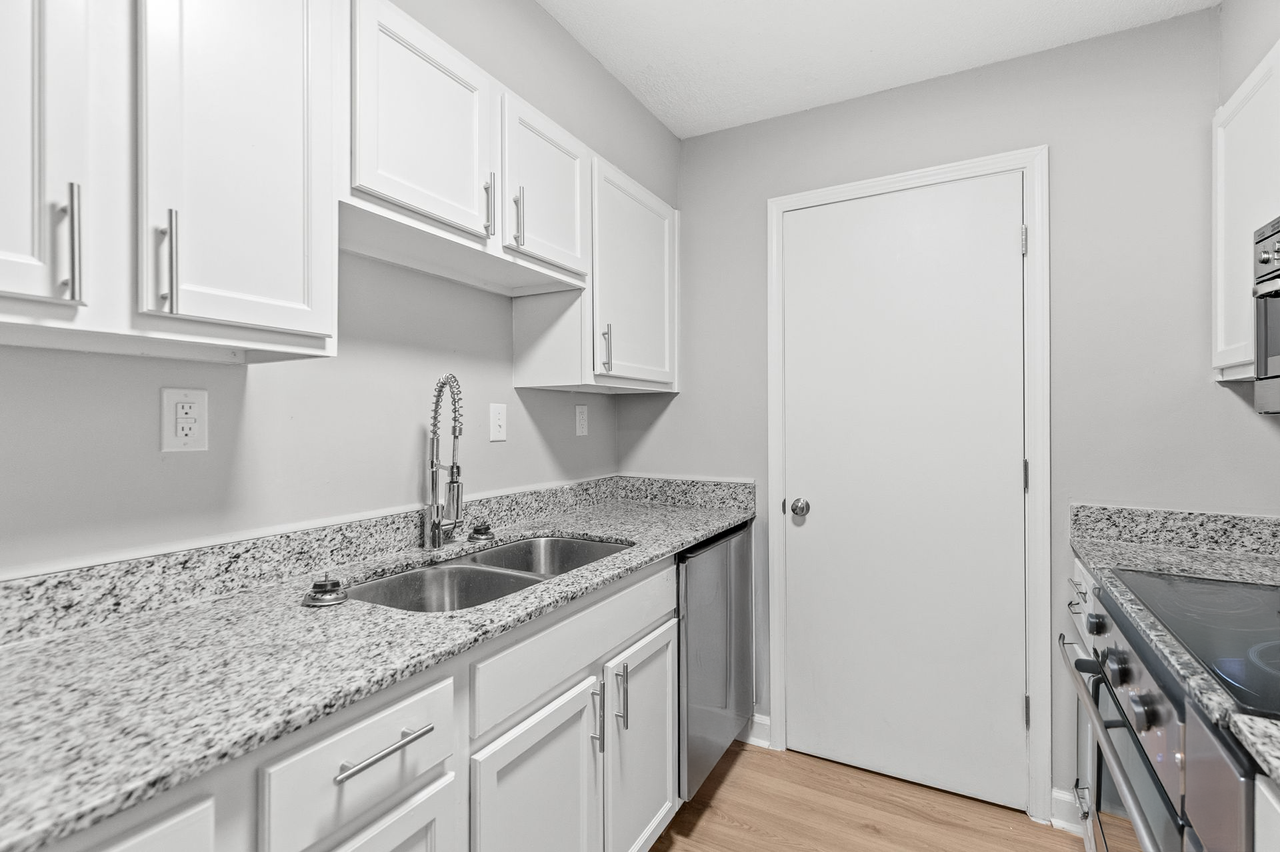 Willow Terrace - Photo 6 of 50