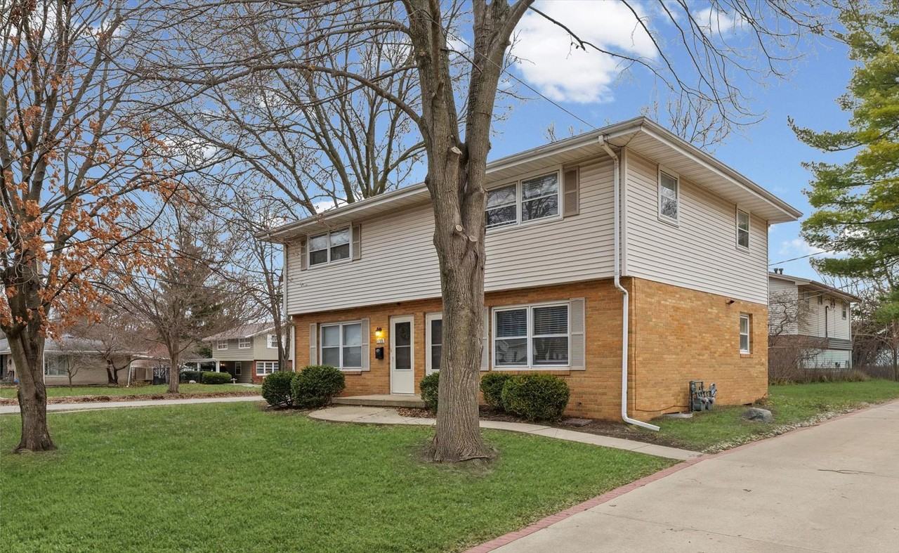 1100-1102 Franklin Ave - Photo 2 of 21