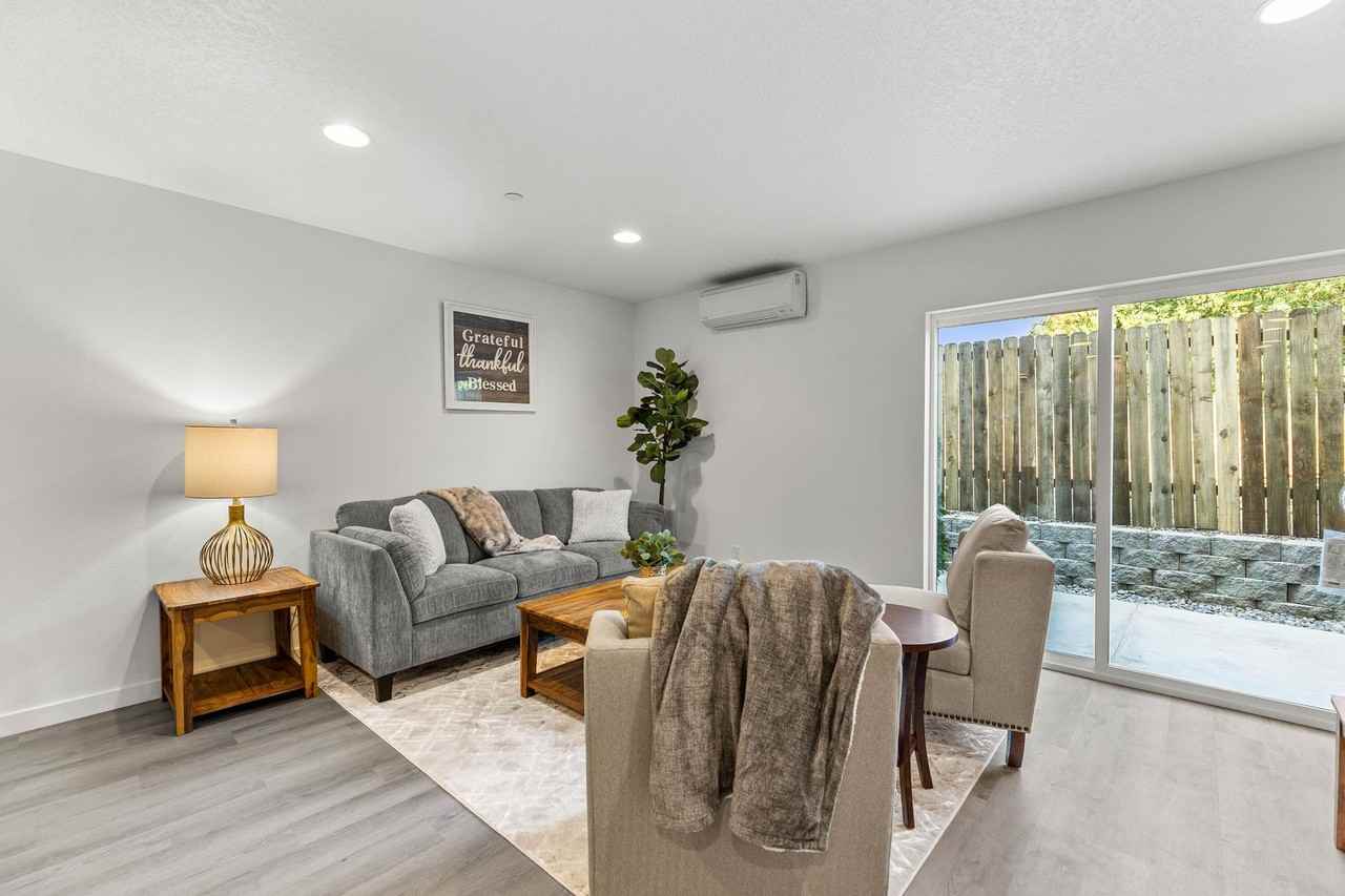 2925 Ne 137th Way - Photo 7 of 18