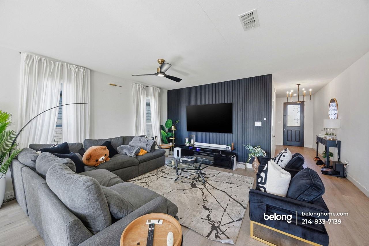 528 Bronze Forest Dr - Photo 2 of 20