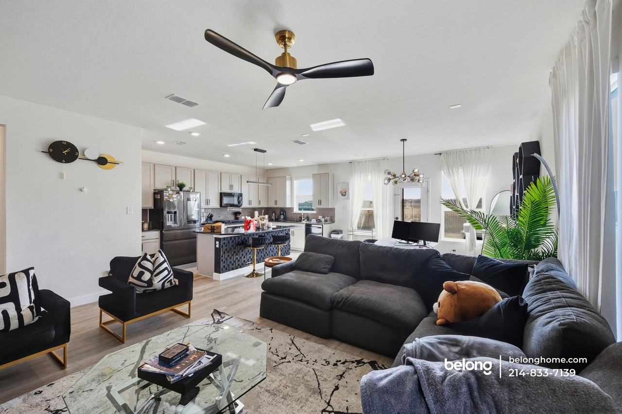 528 Bronze Forest Dr - Photo 3 of 20