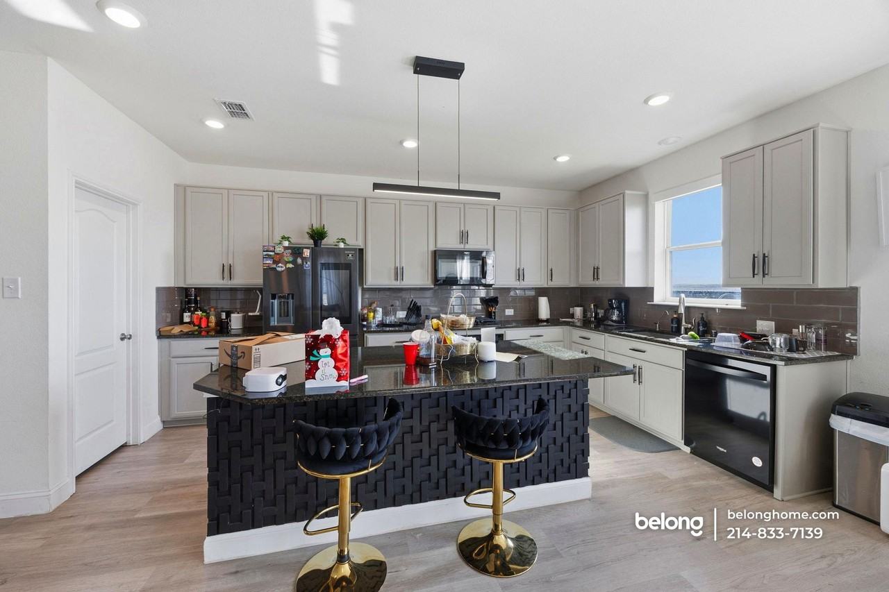 528 Bronze Forest Dr - Photo 7 of 20