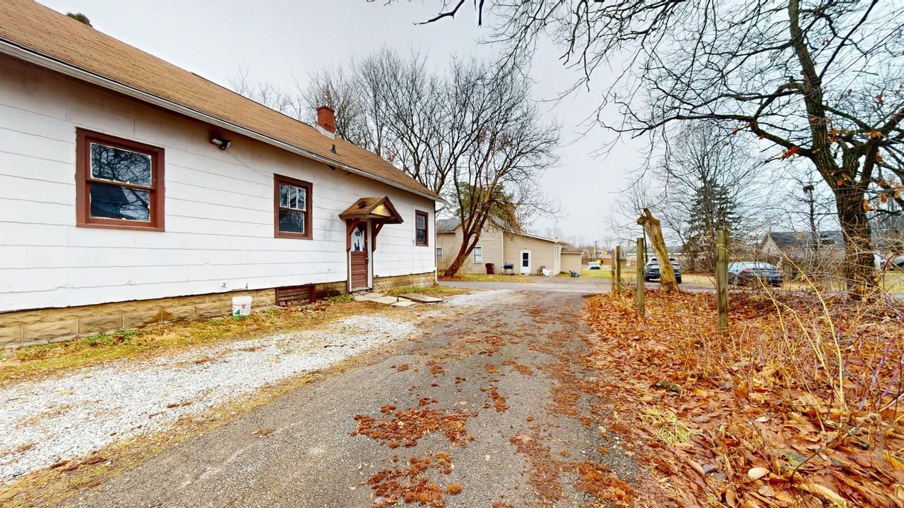 366 Fair St - Photo 2 of 14