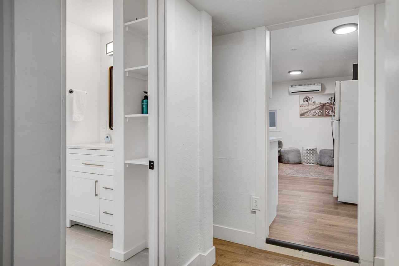 1503 S Newport St - Photo 2 of 32