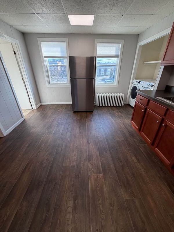 324 Broadway ##2 - Photo 3 of 12