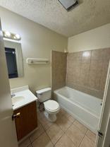 L 8526 LEAKE - Photo 1 of 1