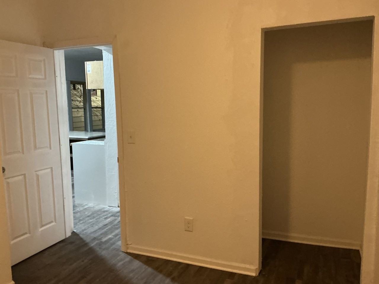 2944-46 N 28th St - Photo 4 of 12