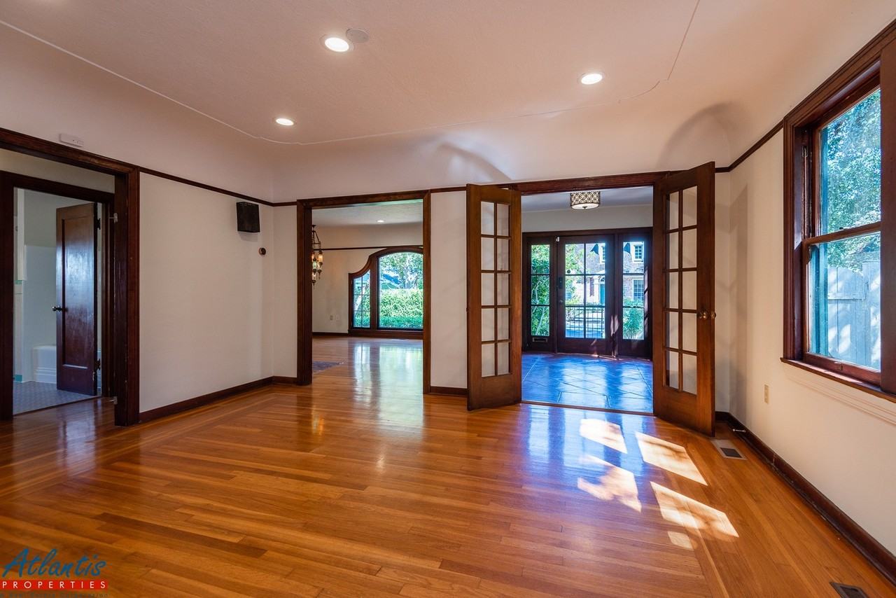 20290 Orchard Rd - Photo 4 of 21