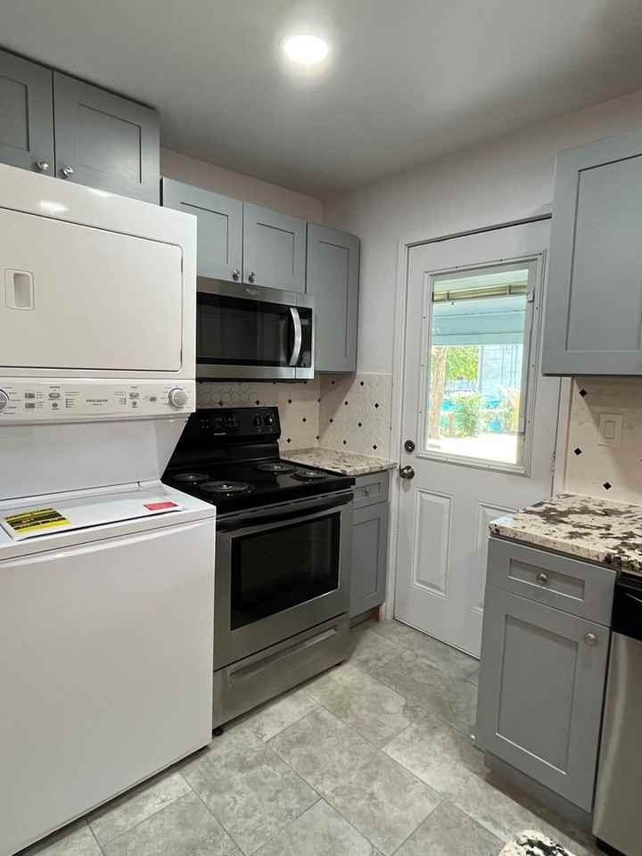 2618 E Admiral Ct - Photo 6 of 18