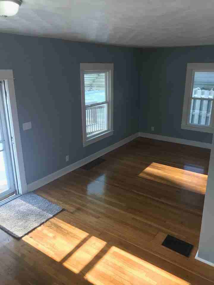 2318 E High St - Photo 3 of 9