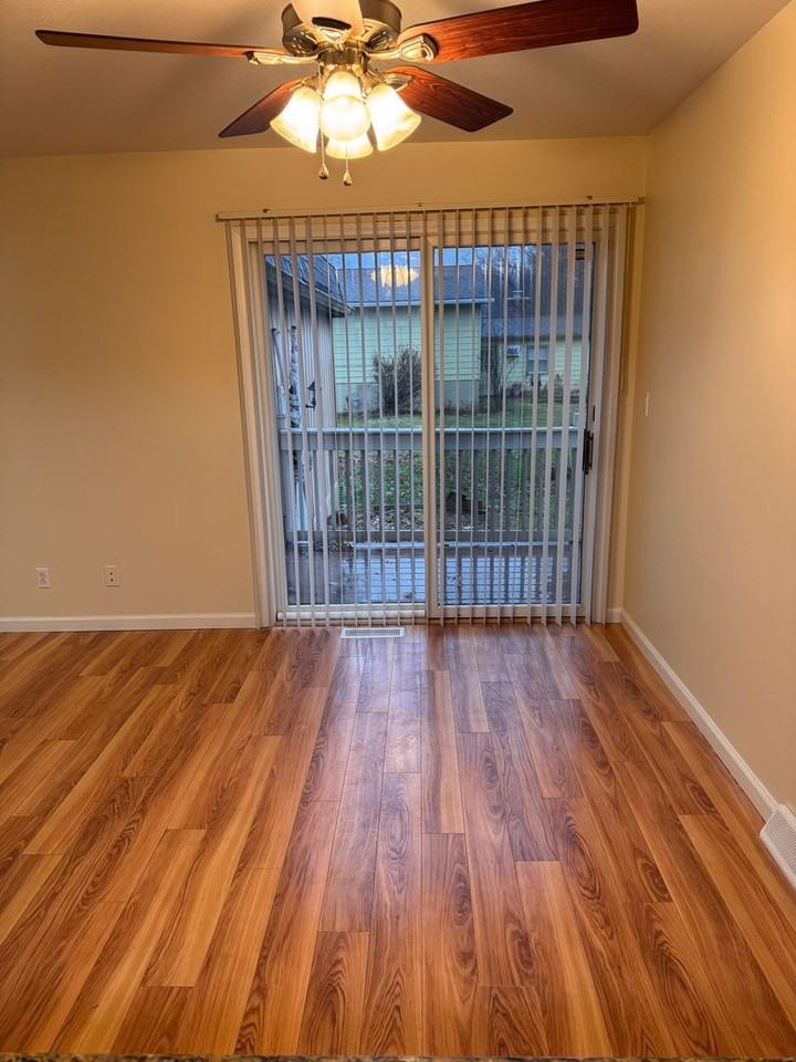 4759 Logan Arms Dr - Photo 4 of 22