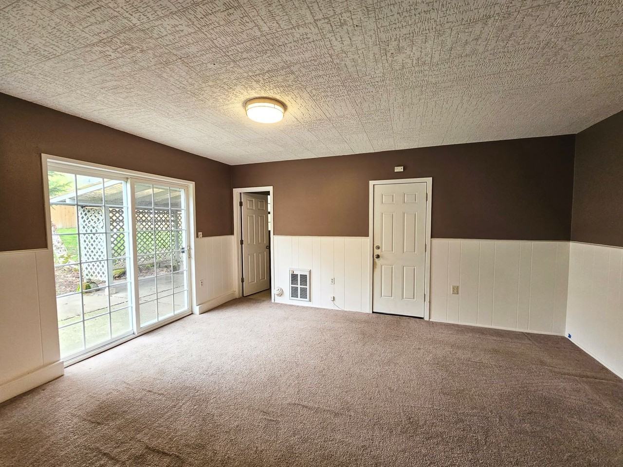 1722 147th Ave Se - Photo 2 of 15