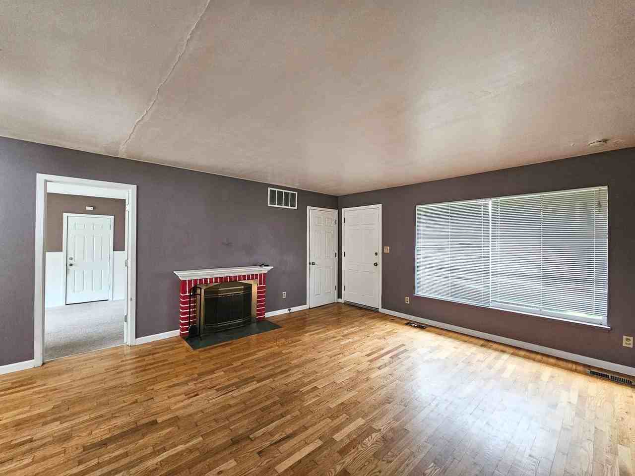 1722 147th Ave Se - Photo 3 of 15