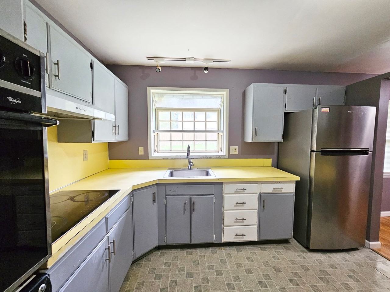 1722 147th Ave Se - Photo 4 of 15