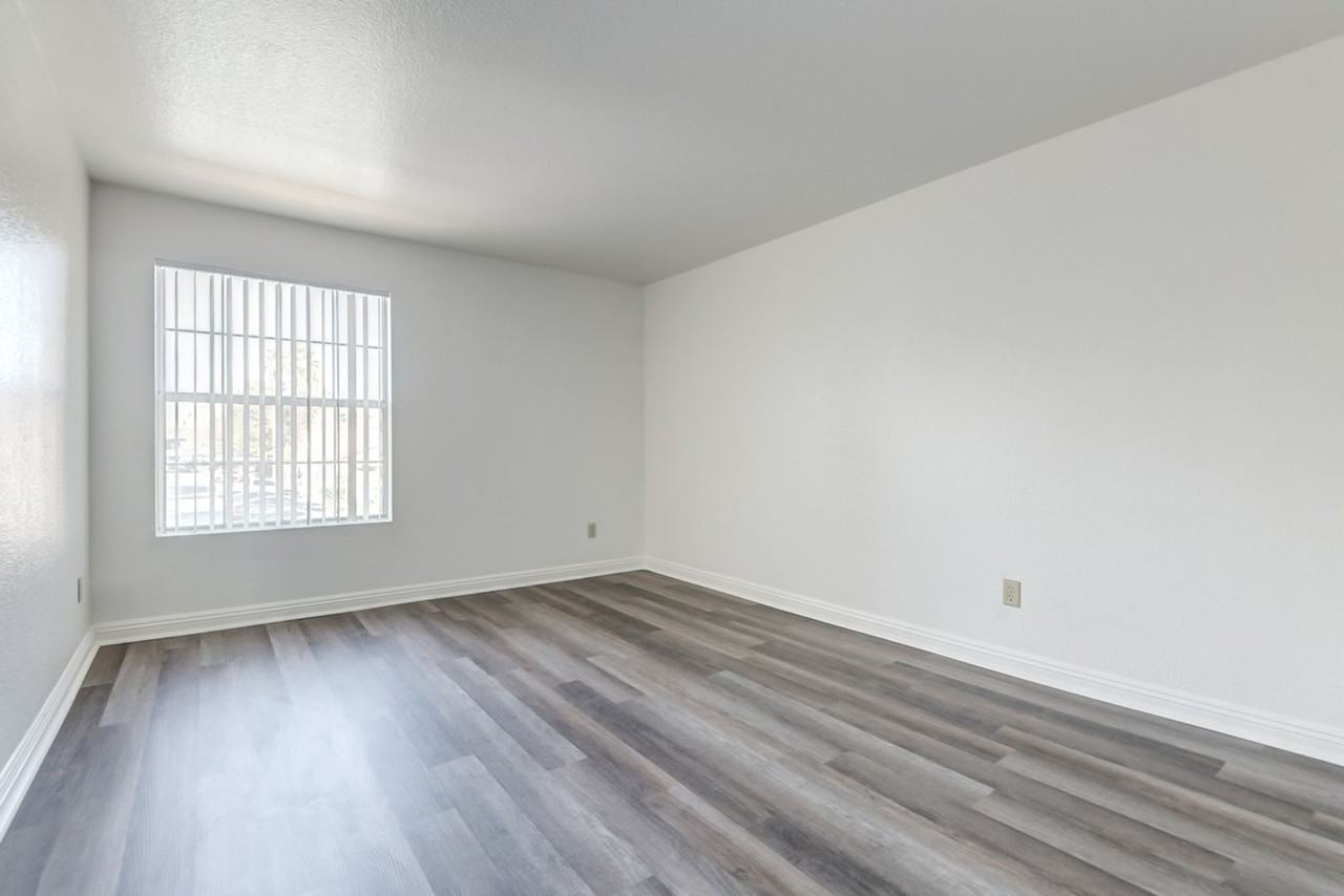 2606 S Durango Dr #214 - Photo 5 of 15