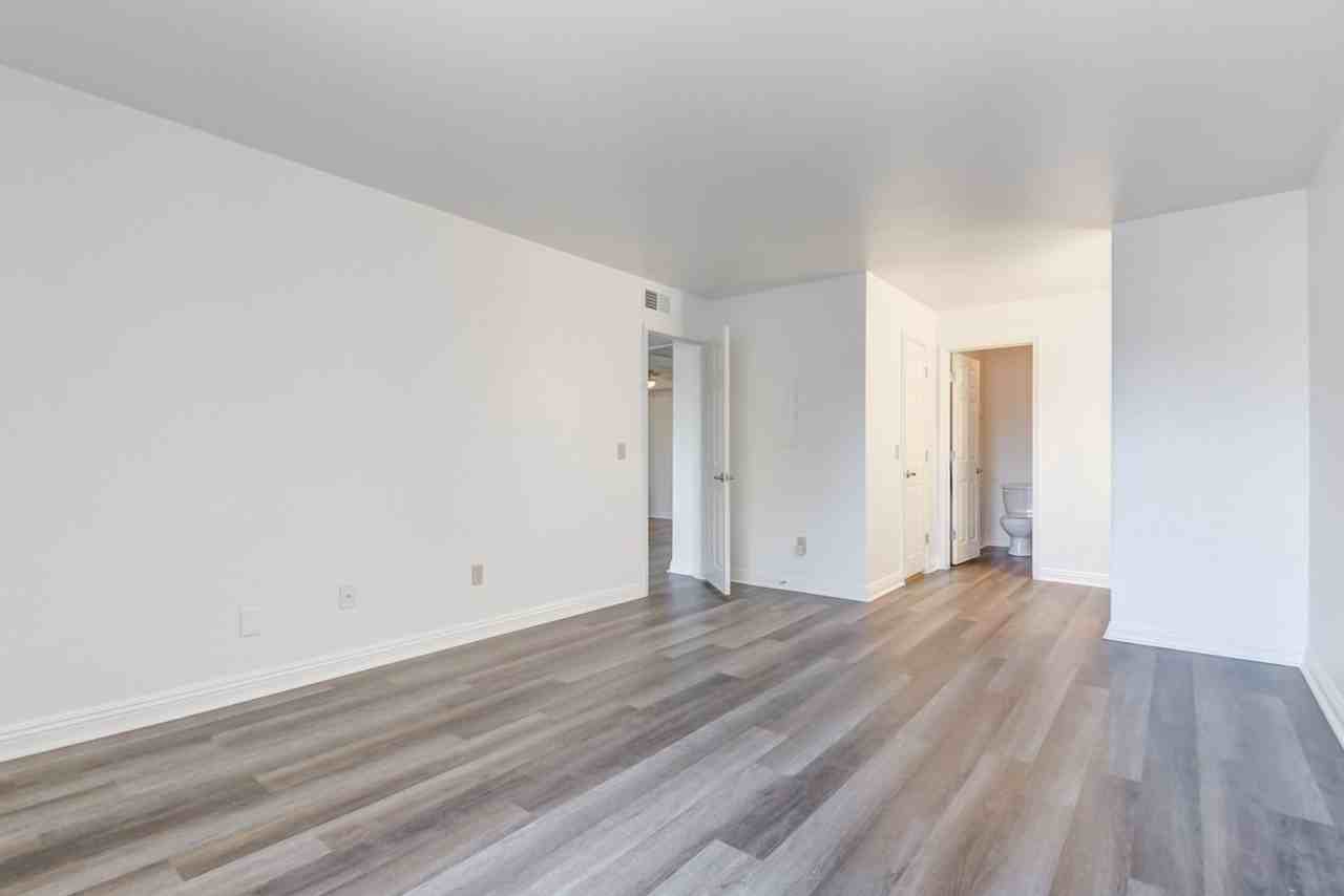 2606 S Durango Dr #214 - Photo 7 of 15