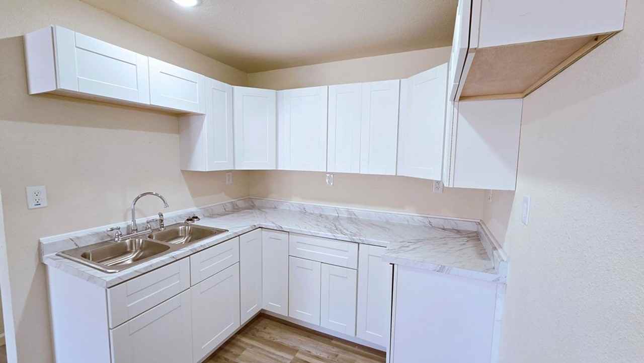 2200 E California Ave - Photo 7 of 11