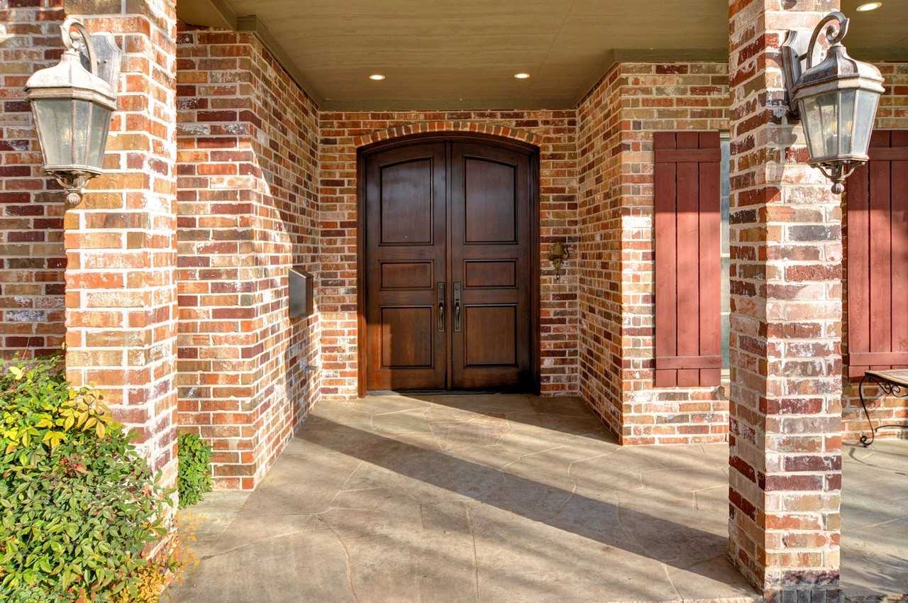 3407 Penticost St - Photo 6 of 39