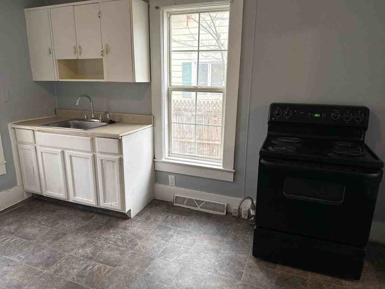 2151 S 16th St - Photo 3 of 7