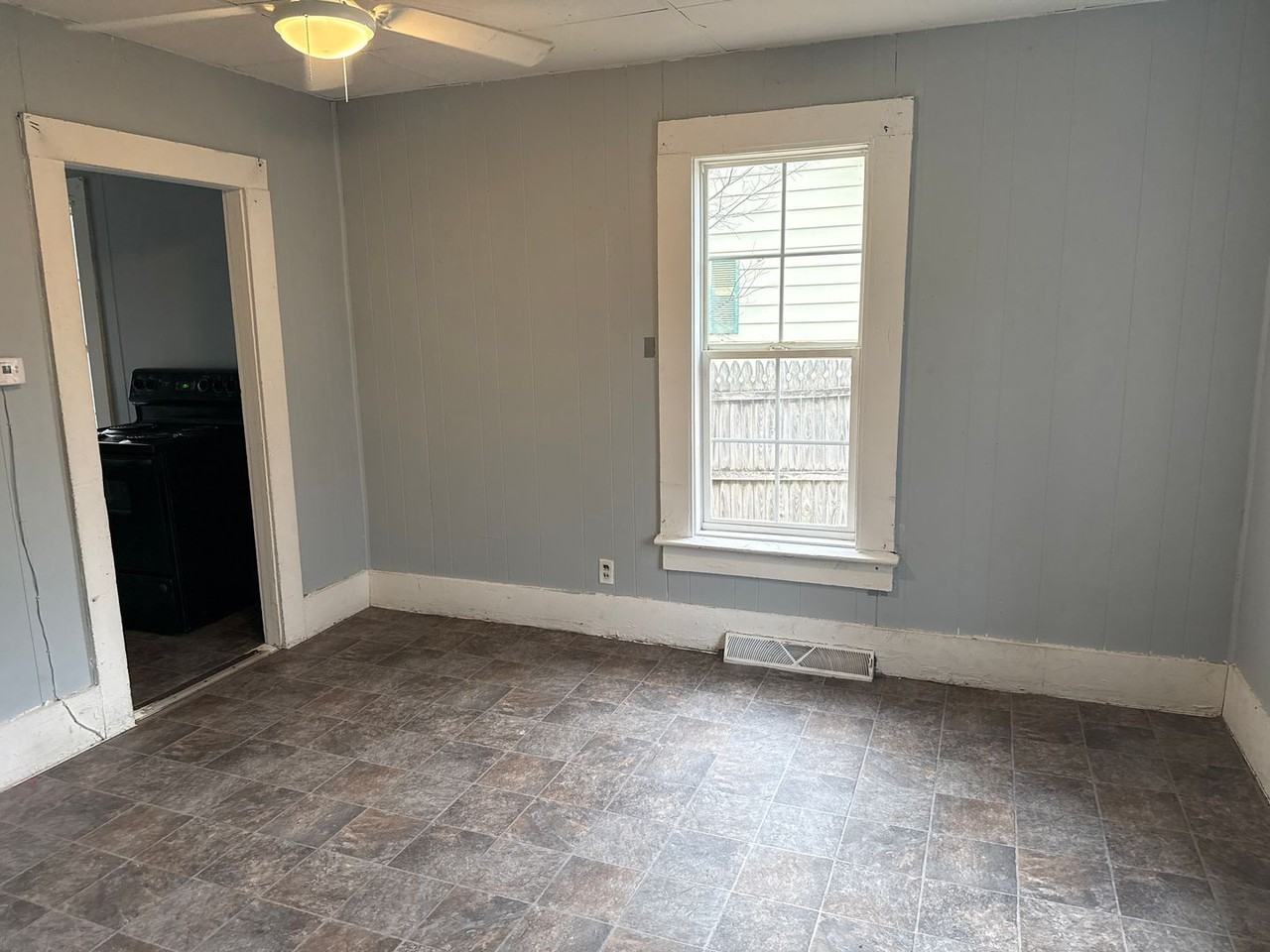 2151 S 16th St - Photo 6 of 7