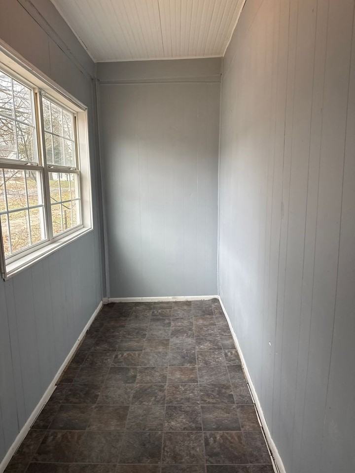 2151 S 16th St - Photo 7 of 7