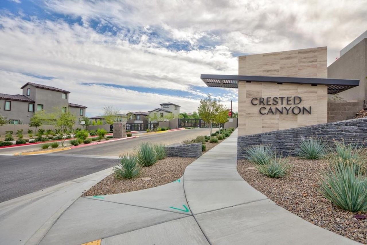 11683 Desert Hollow Ave - Photo 2 of 42