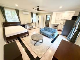 2935 Woodlawn Ave - Photo 1 of 1