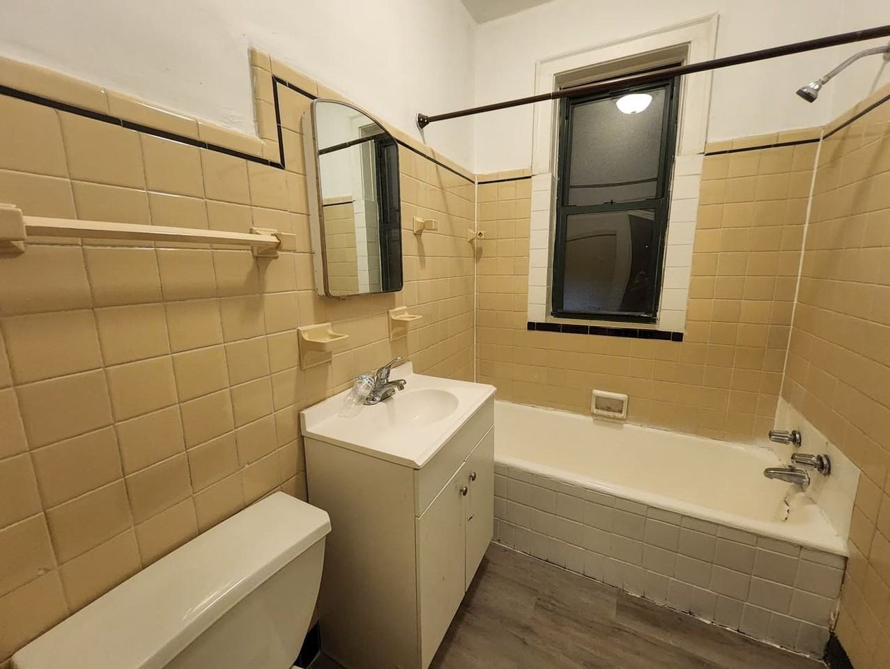 7201-09 S Constance - Photo 3 of 9