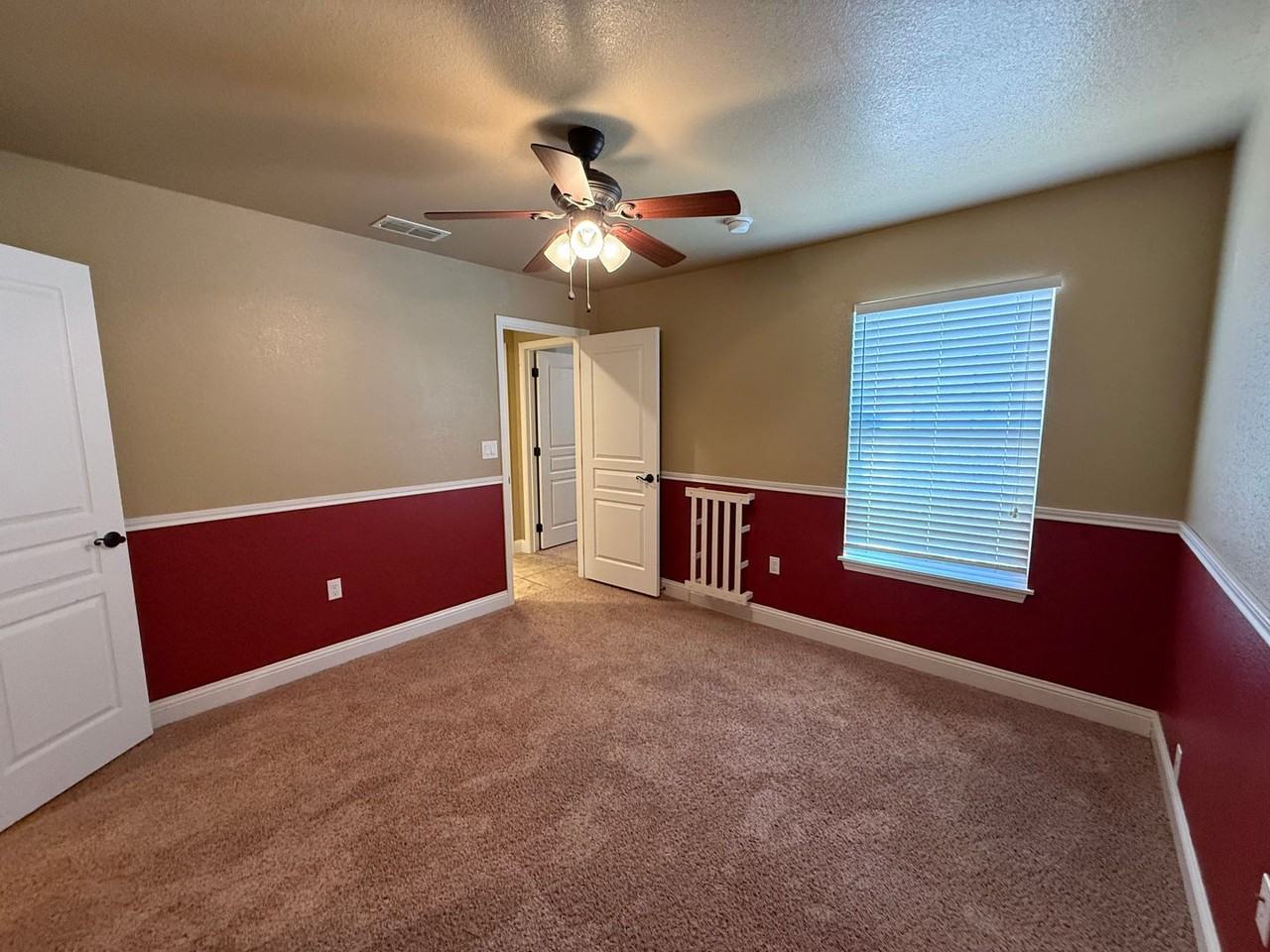 408 Almond Tree Ln - Photo 7 of 23