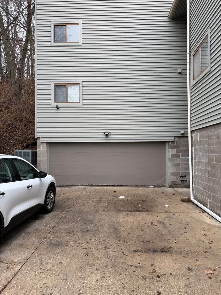 3401 46th Ave - Photo 2 of 12