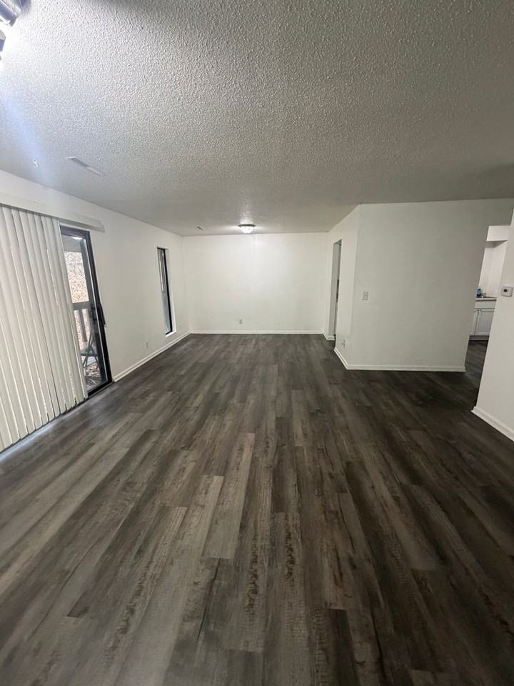 3401 46th Ave - Photo 7 of 12