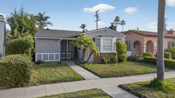 featured image of 242 Claremont Ave