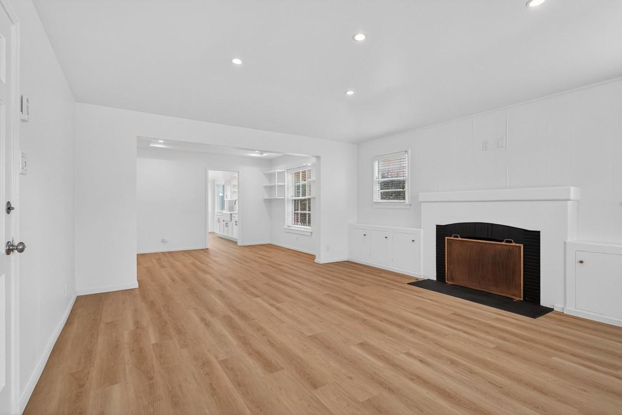 242 Claremont Ave - Photo 2 of 41