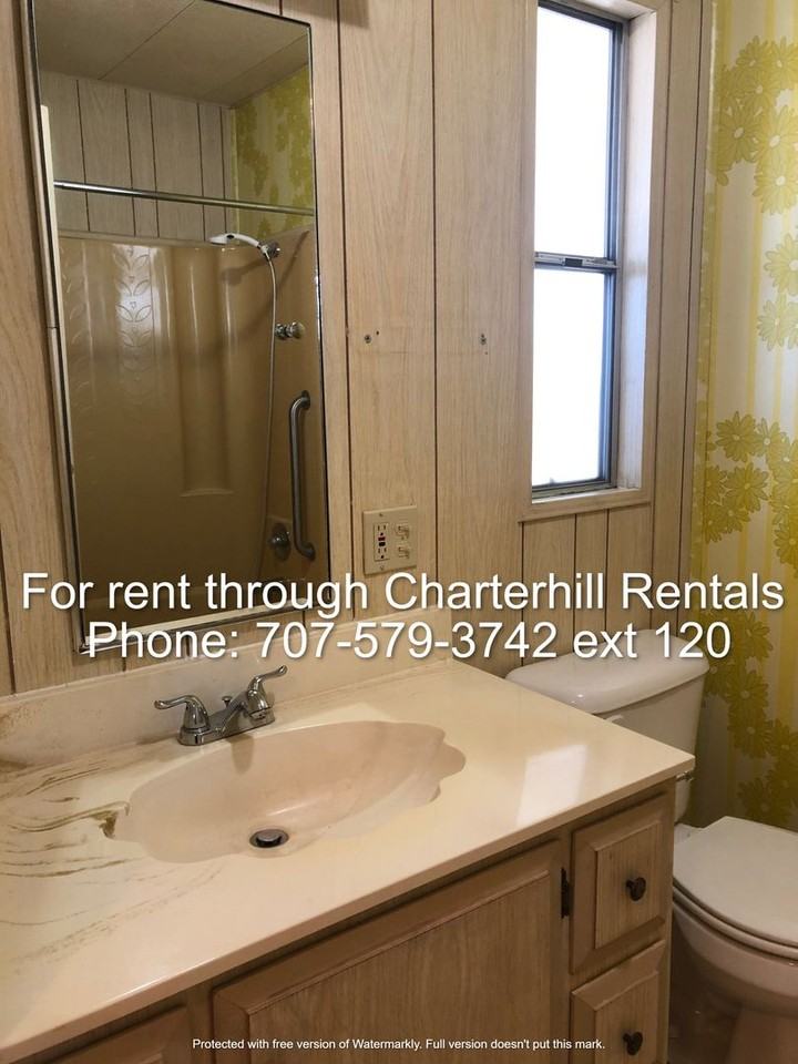 68 Westgate Cir - Photo 7 of 11