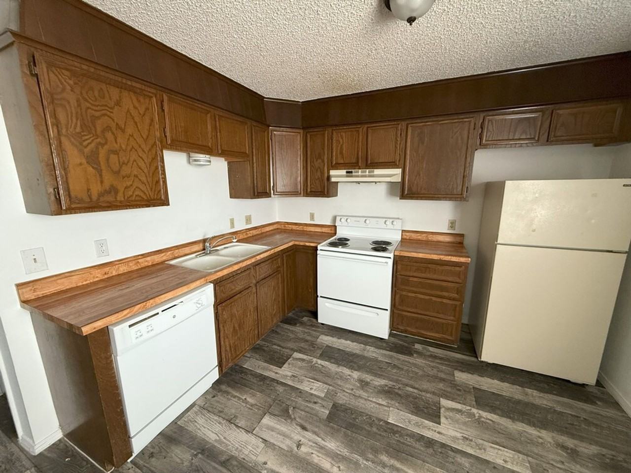 Serenity Ridge Apartments - Photo 6 of 17