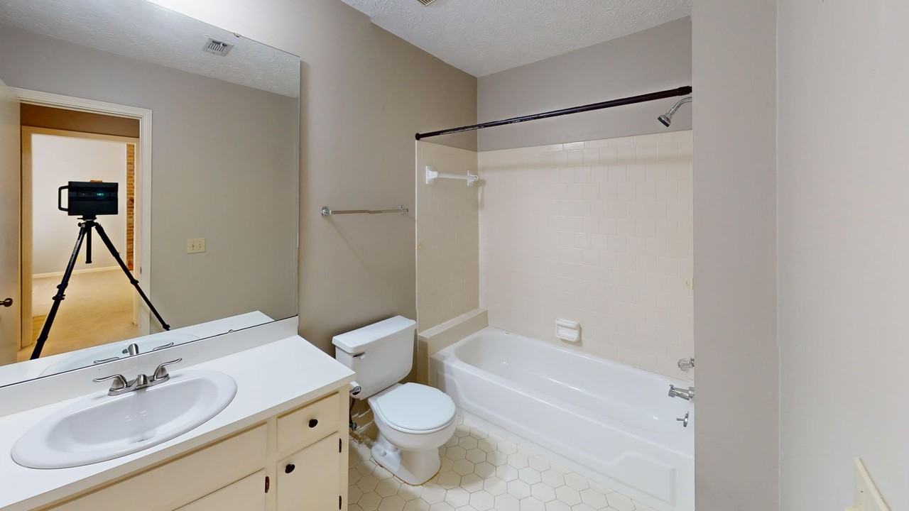 6009 Oldcastle Pl - Photo 2 of 15