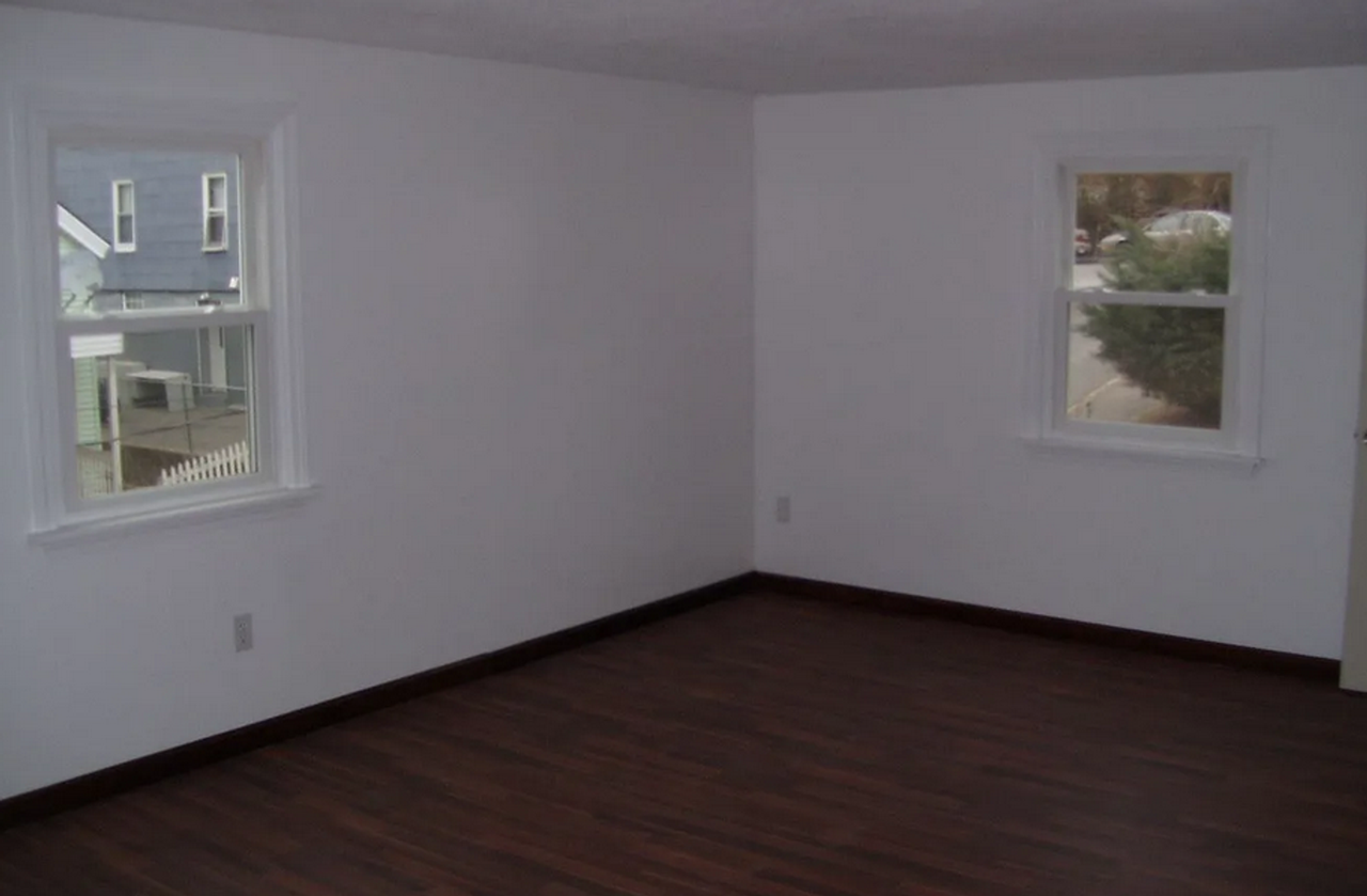 2 Farwell St - Photo 4 of 10